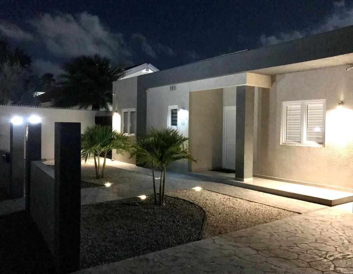Beautiful Luxury Villa With Private Pool Palm Beach Luaran gambar